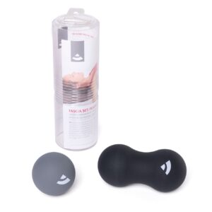 Faszien-Set mit schwarzem Peanut Massageball, grauem Faszienball und transparenter Verpackung