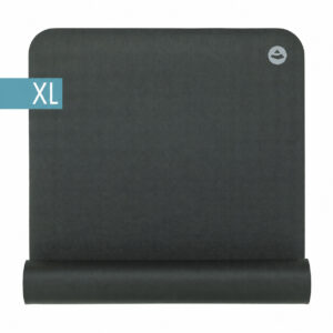 Yogamatte EcoPro XL 4 mm in Schiefergrau, teilweise eingerollt mit XL-Kennzeichnung